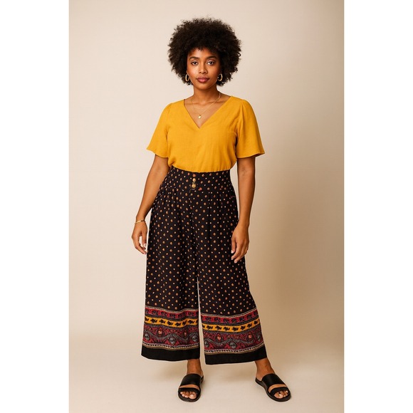 DB Sport by David Benjamin Pants - DB Sport by David Benjamin Black Boho Floral Wide Leg‎ Cropped Pants
